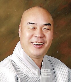 천태종 총무원장 무원 스님.