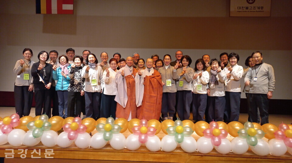 조계종 국제포교사회는 2월 5일 오후 1시 30분 한국불교역사문화기념관 지하 전통문화예술공연장에서 ‘제14회 자타카 영어 말하기 대회’를 개최했다.