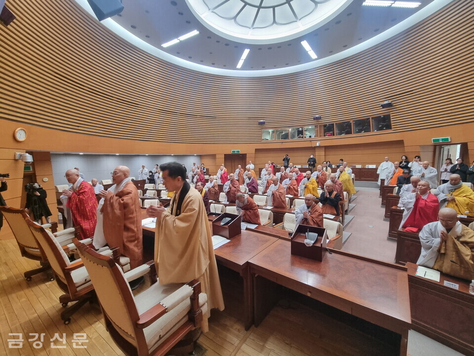 한국불교종단협의회는 3월 26일 오전 10시 30분 한국불교역사문화기념관 2층 국제회의장에서 2024년도 제1차 이사회를 개최했다. 
