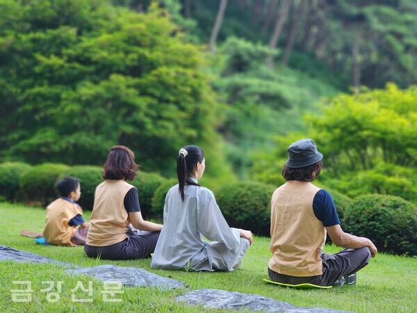 한국불교문화사업단은 9월 13일부터 18일까지 전국 20개 사찰에서 추석 특별 템플스테이를 운영한다.